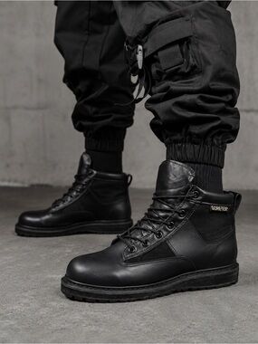 Rocky Northern Ops Unisex M5/W7  Black Leather GORE-TEX Utility Combat Boots